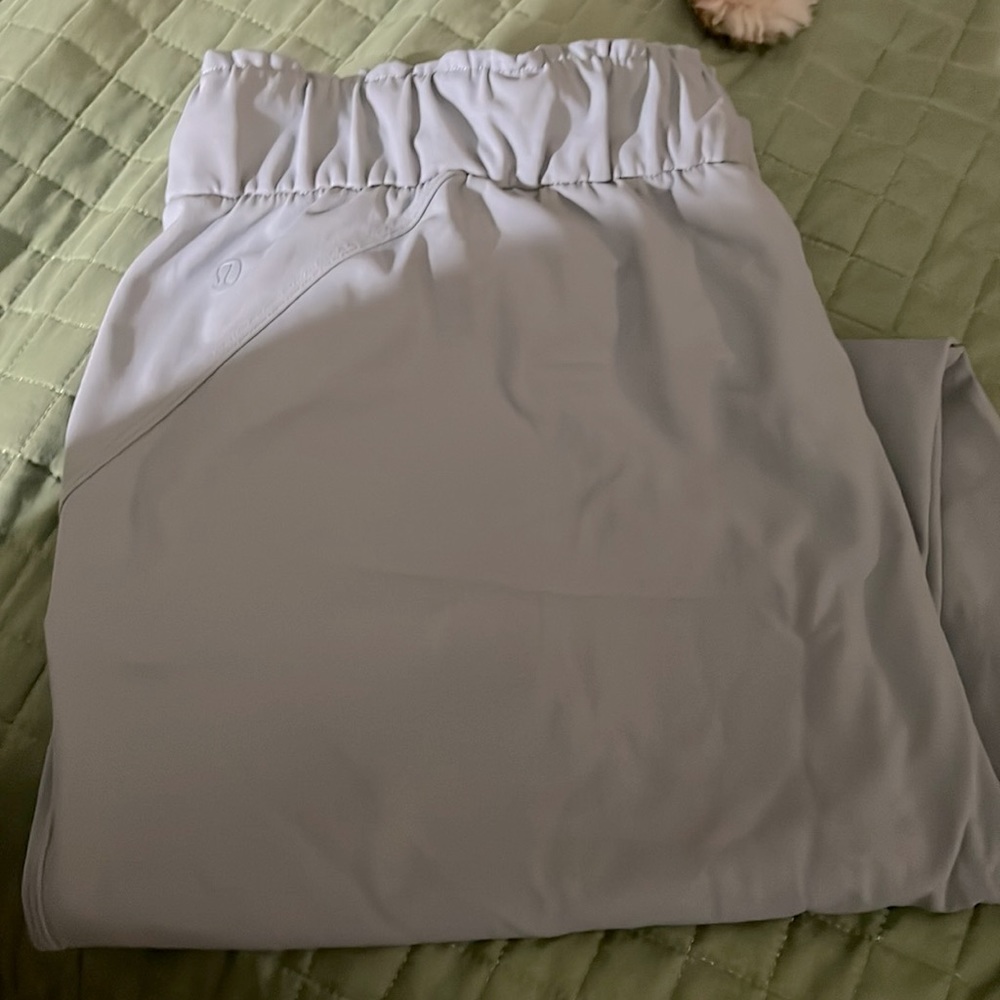 Lululemon pants gray